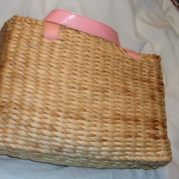 Straw Tote Bag with Checkerboard Lining 4x9x11 - Picture 2 of 3